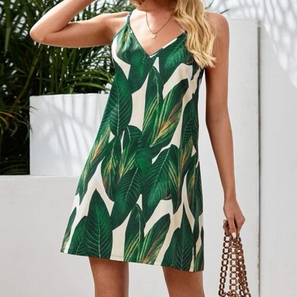 💫SHEIN Summer floral/tropical design dress - Picture 2 of 5